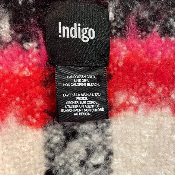 Indigo super Cozy Long Scarf - Picture 3 of 3